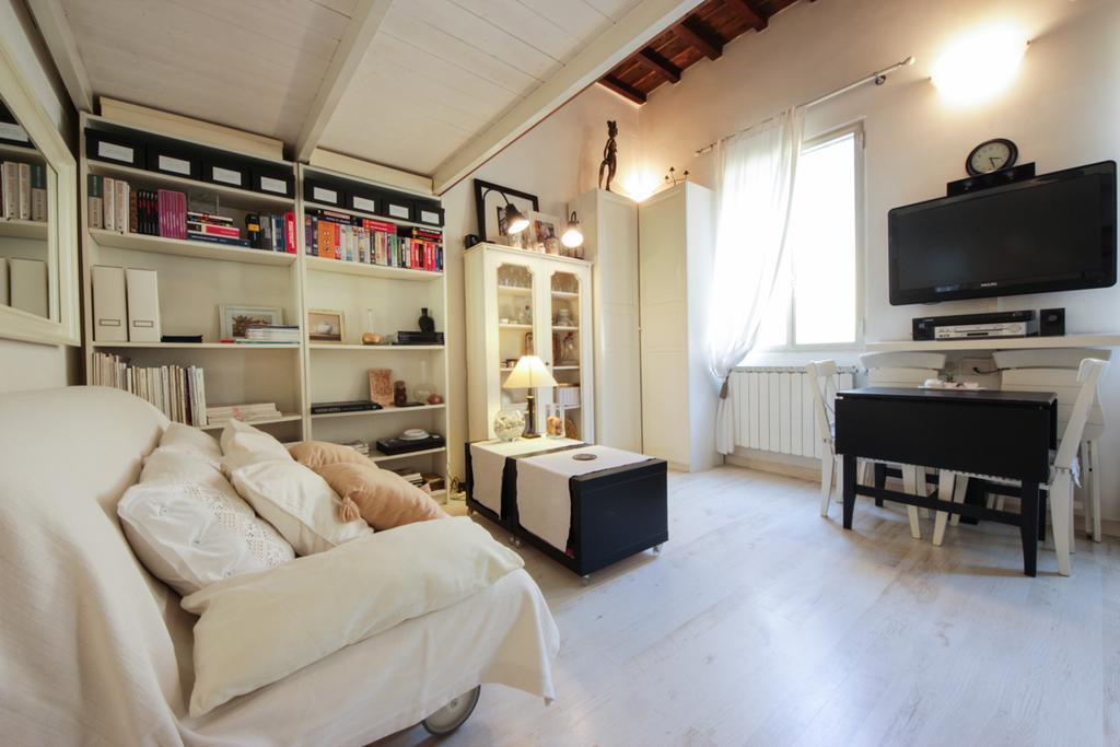 Studio Santa Maria Novella Apartment Firenze Bagian luar foto
